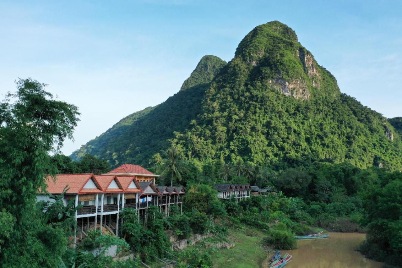 Pdv Guesthouse Muang Ngoi 外观 照片