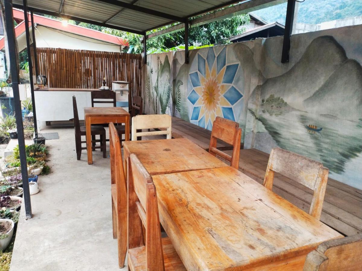 Pdv Guesthouse Muang Ngoi 外观 照片
